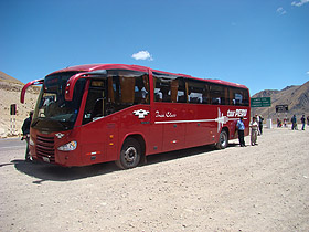 autobus spolenosti TourPeru